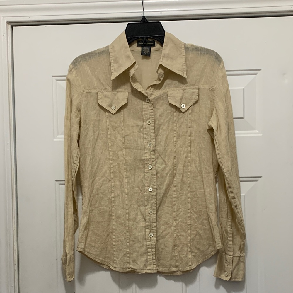 Banana Republic Cotton Beige Lightweight Shirt - Size Medium